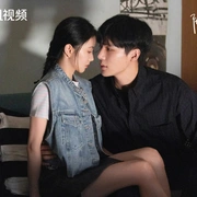 陷入我们的热恋 (2025) 剧照 1