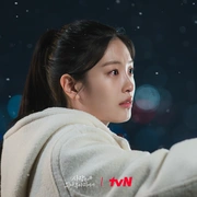 爱在独木桥 사랑은 외나무다리에서 (2024) 剧照 7